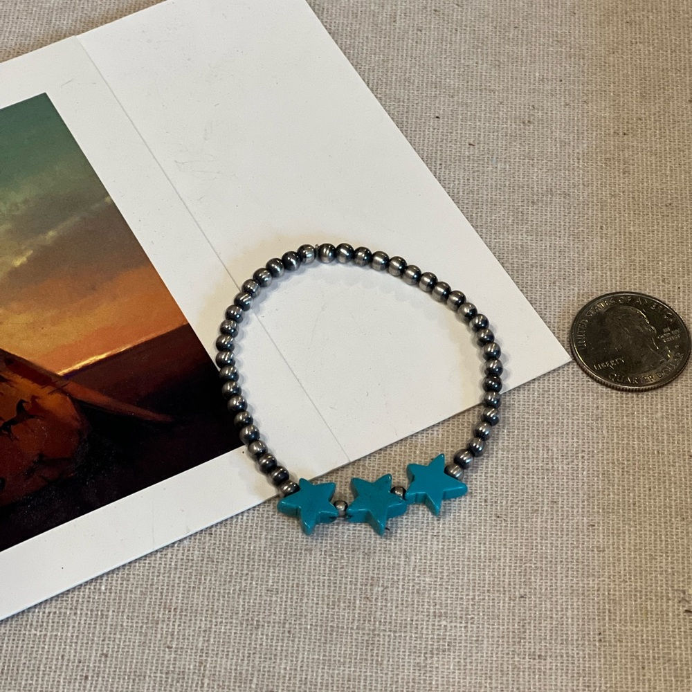 Cowgirl pearls with Kingsman star cut Turquoise stretchy bracelet